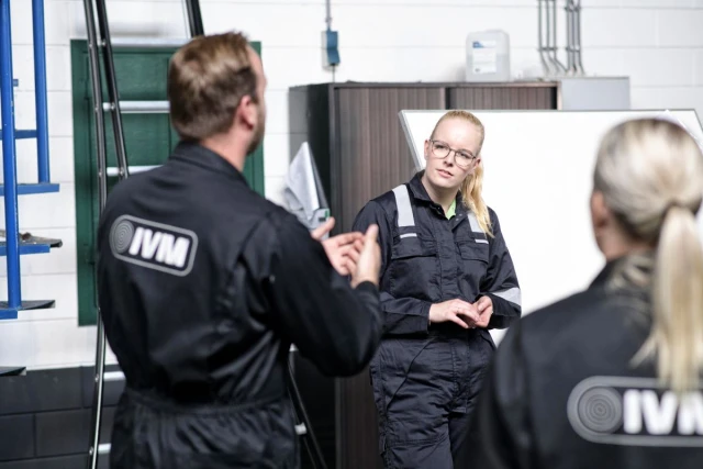 Safety training on the IVM Werkveilig website